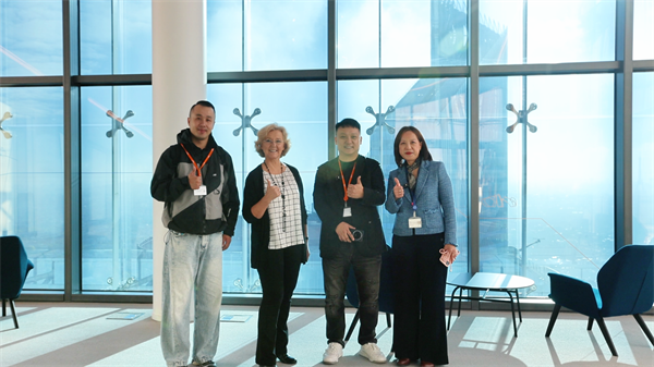 圣戈班总部行 (2).png 圣戈班总部行 (2).png